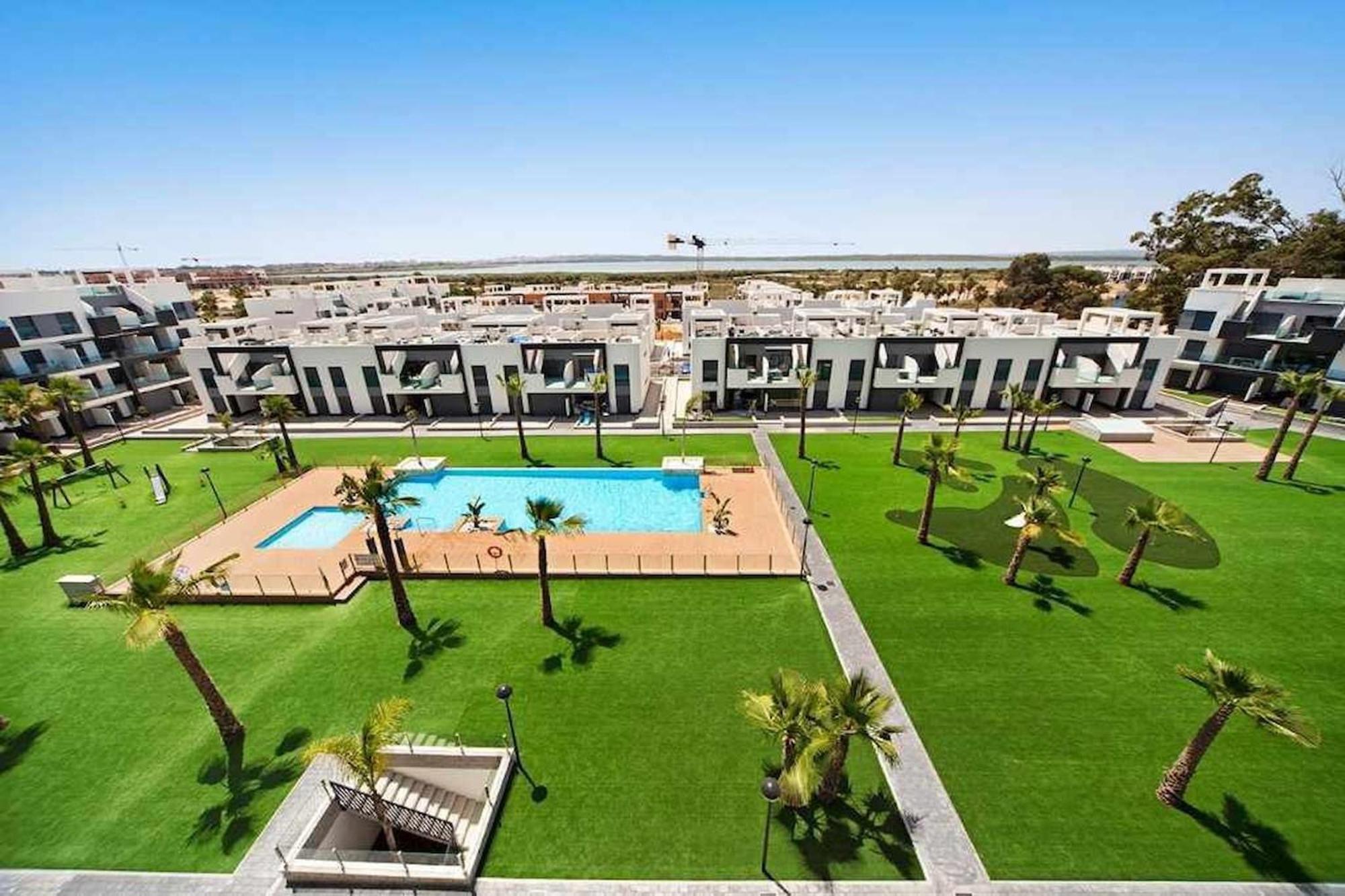 Oasis Beach El Raso Guardamar La Mata  Exterior photo